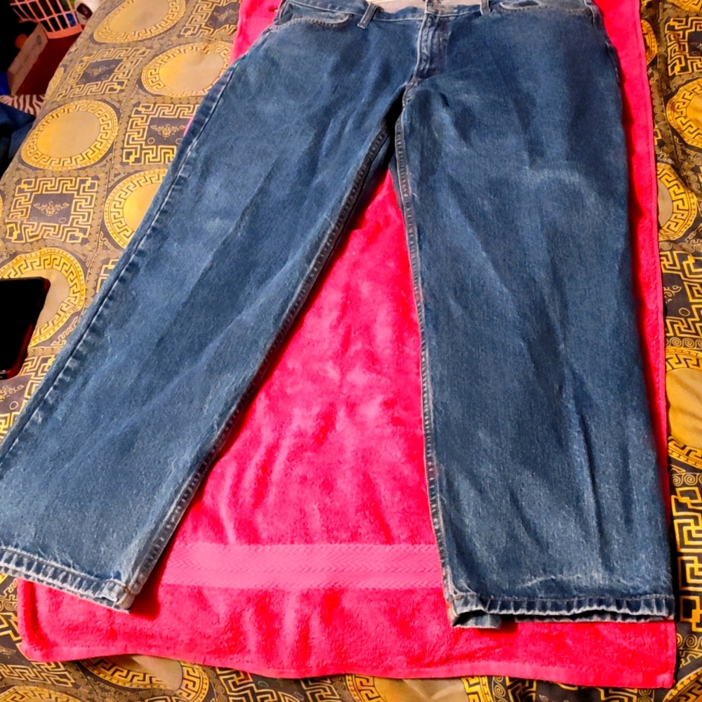 I got a men's blue jeans lands in size 38